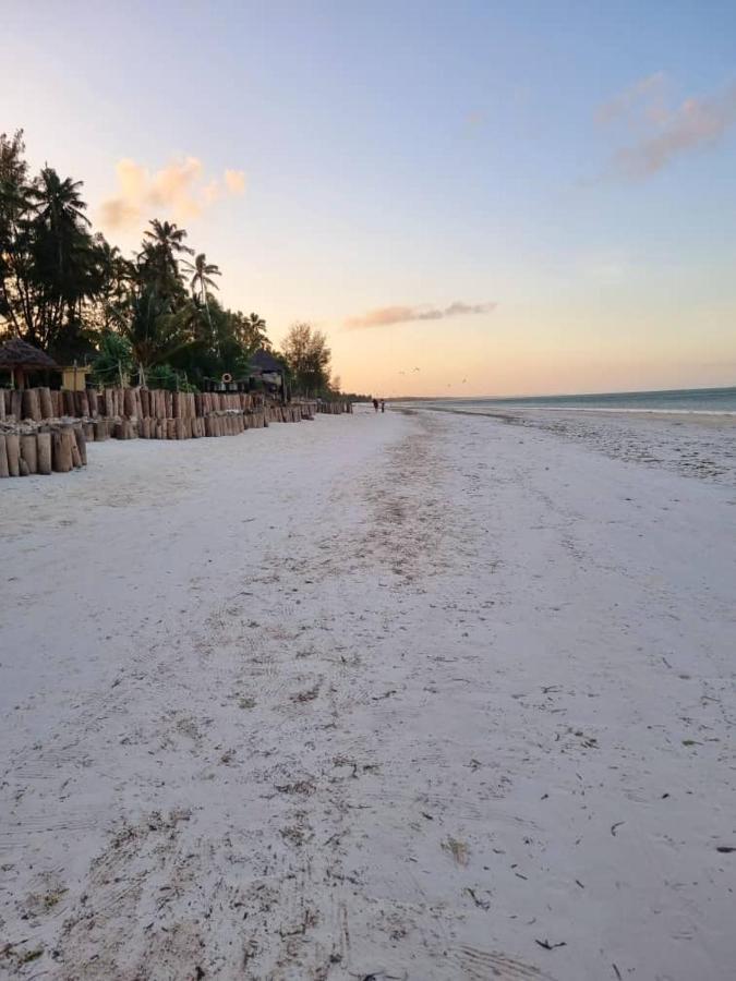 La Playa Paradise Resort Pwani Mchangani Exterior photo